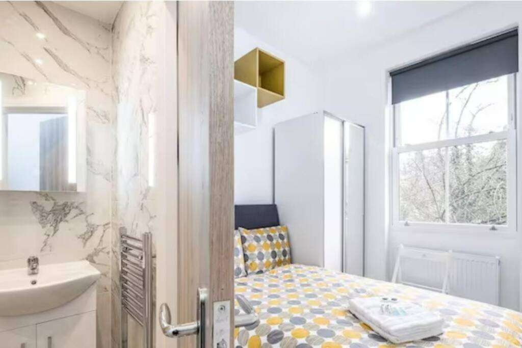 Great Location Service And Stay Double Ensuite Room With Shared Kitchen- 5Mins Walk From Tufnell Park London Kültér fotó
